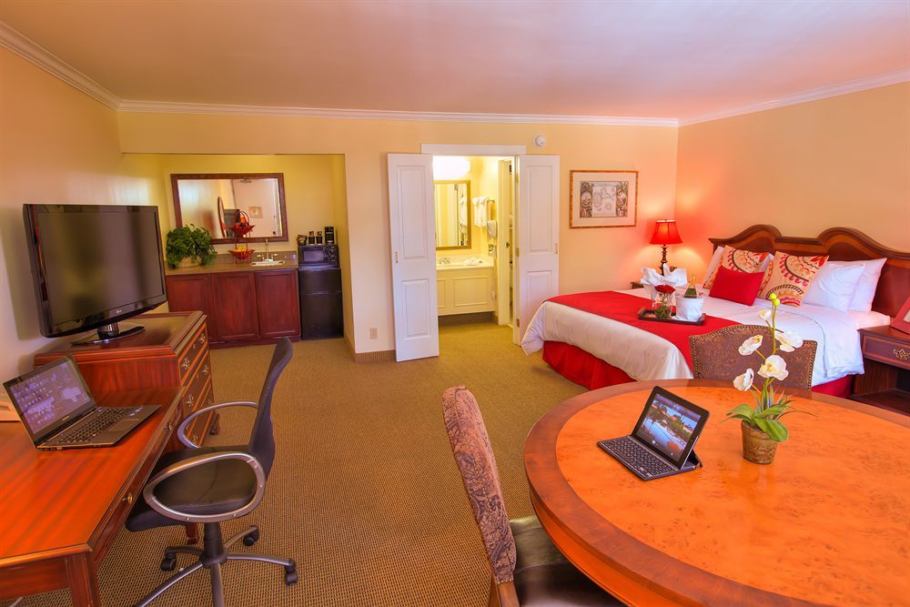 Palm Garden Hotel Thousand Oaks Eksteriør billede